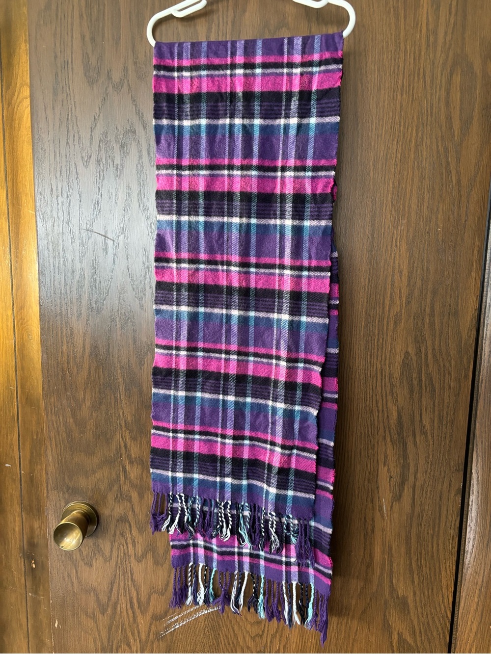 Cashmere Scottish Plaid Fringe Scarf in Purple & Pink